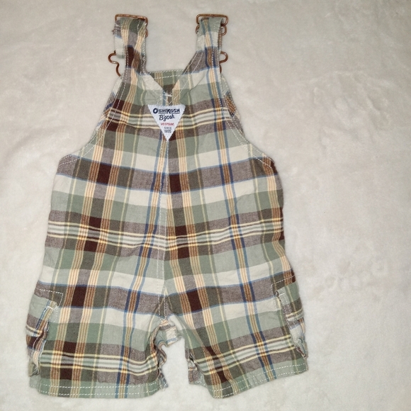 Oshkosh Plaid Overall Shorts size 6M - Picture 3 of 4